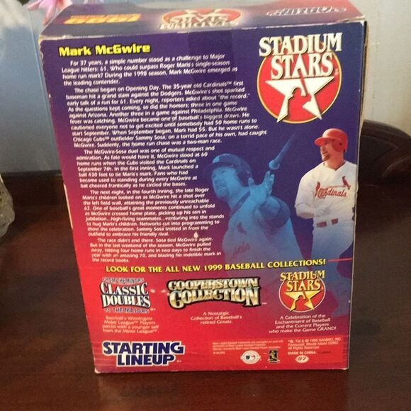 Mark McGwire Starting Lineup Figure 1999 - Picture 3 of 6